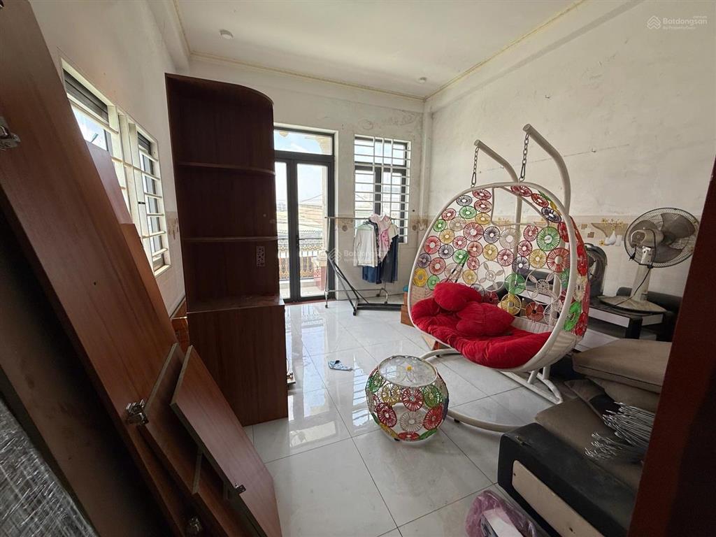 Ngân hàng thanh lý nhà ở & 16 căn phòng trọ tại bình dương (nay là phường bình cơ, tp hồ chí minh)