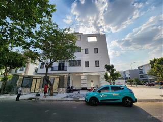 Cg  cho thuê tòa nhà góc 2mt có thang máy kdc gia hòa ngay global city, plb q9