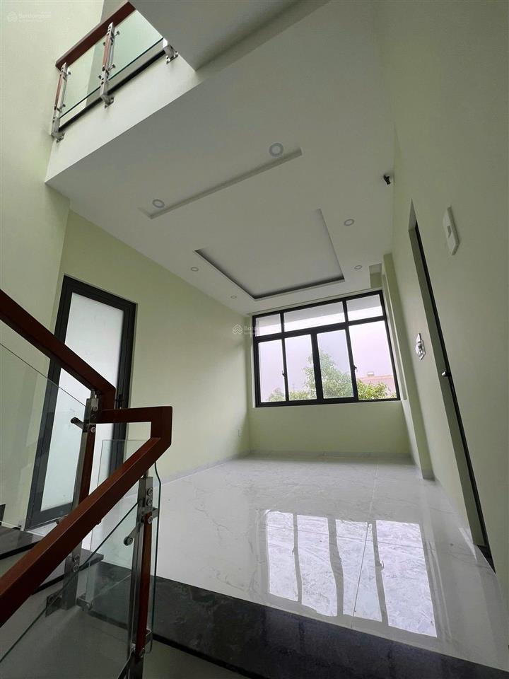 Bds hvl cho thuê biệt thự gần global city liên phường, q9 giá 30tr/tháng