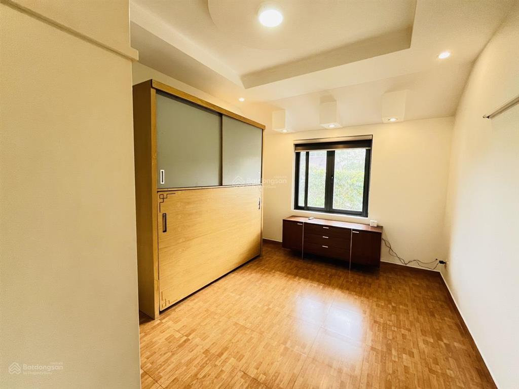 Hvl [nc] căn góc 2mt thảo nguyên sài gòn 240 m 4pn 3wc chỉ 24 tỉ giảm còn 18.5 tỉ