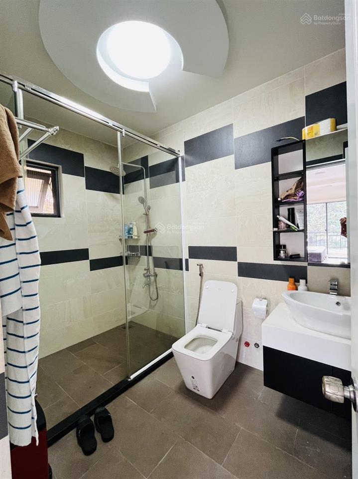 Hvl [nc] căn góc 2mt thảo nguyên sài gòn 240 m 4pn 3wc chỉ 24 tỉ giảm còn 18.5 tỉ