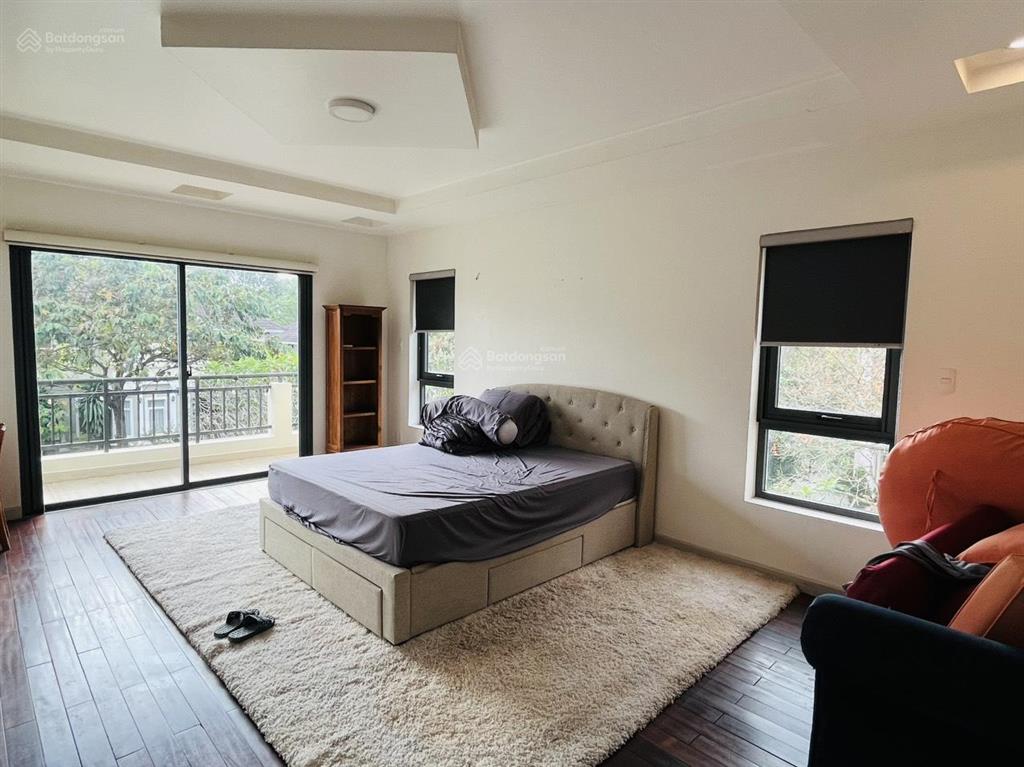 Hvl [nc] căn góc 2mt thảo nguyên sài gòn 240 m 4pn 3wc chỉ 24 tỉ giảm còn 18.5 tỉ