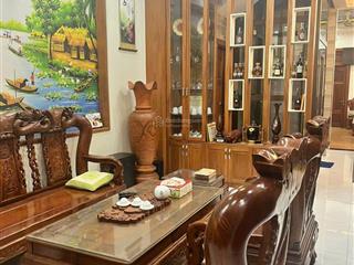 Lvcc bán biệt thự gia hòa q9 dt 7x20m t 3l có thang máy, giá chỉ 20 tỷ