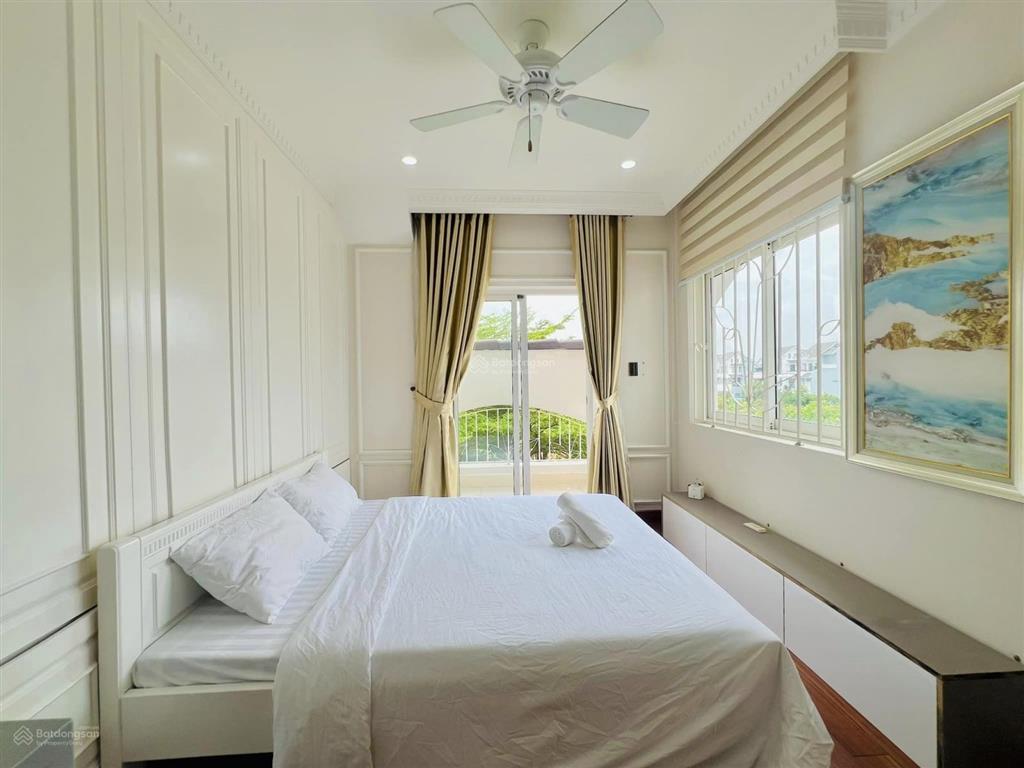Cho thuê biệt thự full nt có hồ bơi thang máy kdc khang điền , đỗ xuân hợp q9