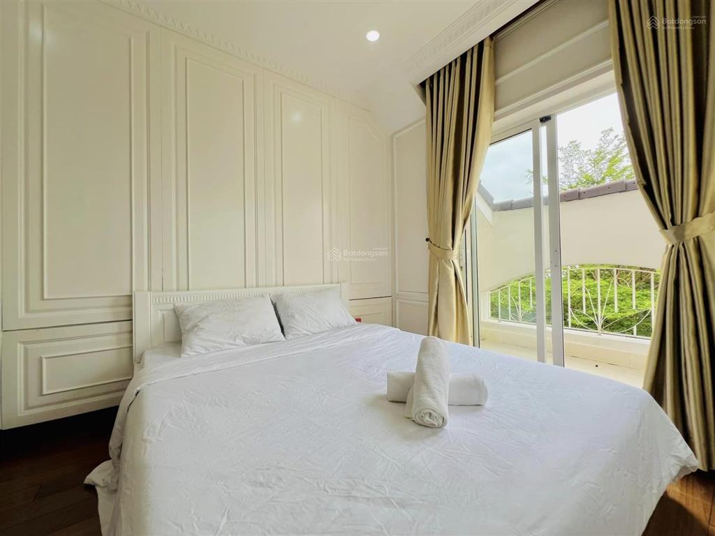 Cho thuê biệt thự full nt có hồ bơi thang máy kdc khang điền , đỗ xuân hợp q9