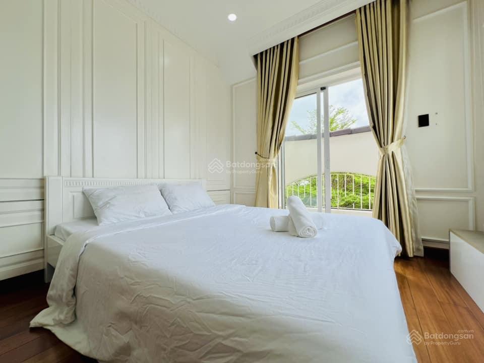 Cho thuê biệt thự full nt có hồ bơi thang máy kdc khang điền , đỗ xuân hợp q9