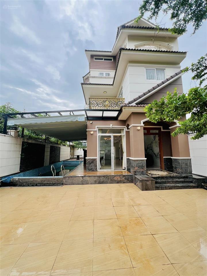 Cho thuê biệt thự full nt có hồ bơi thang máy kdc khang điền , đỗ xuân hợp q9