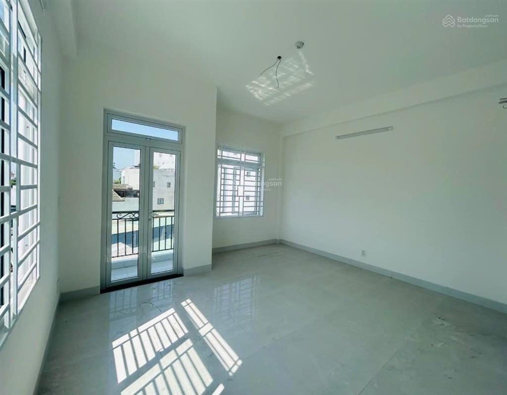 Bds hvl nc cho thuê nhà 3 tầng + sân thượng mặt tiền đình phong phú, phường tăng nhơn phú b, q9