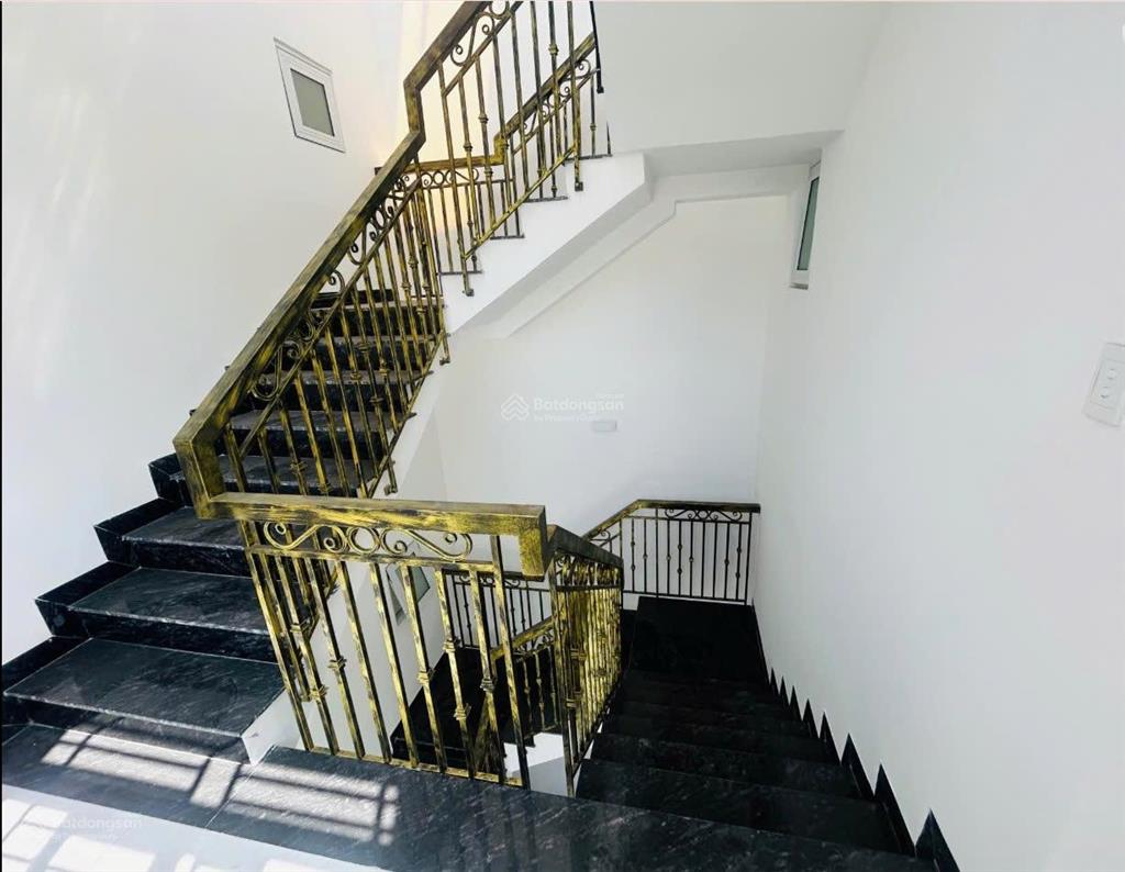 Bds hvl nc cho thuê nhà 3 tầng + sân thượng mặt tiền đình phong phú, phường tăng nhơn phú b, q9