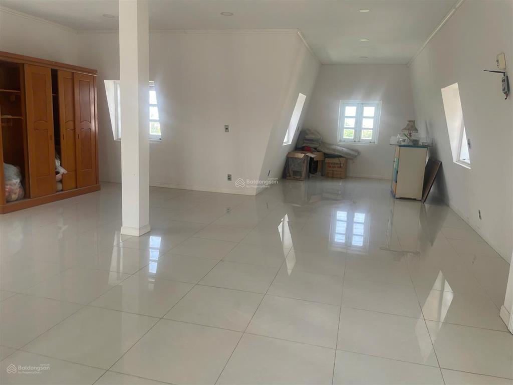 Cho thuê biệt thự khang điền gia hòa 385m2  dương đình hội