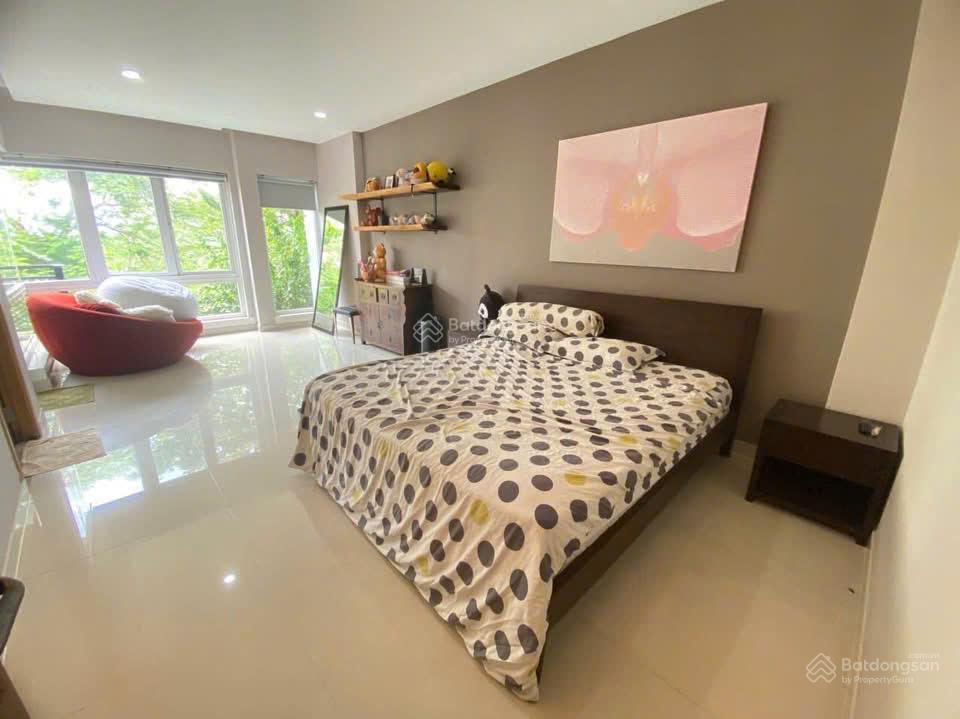 Cho thuê biệt thự full nt kdc liên phường, gần global q9