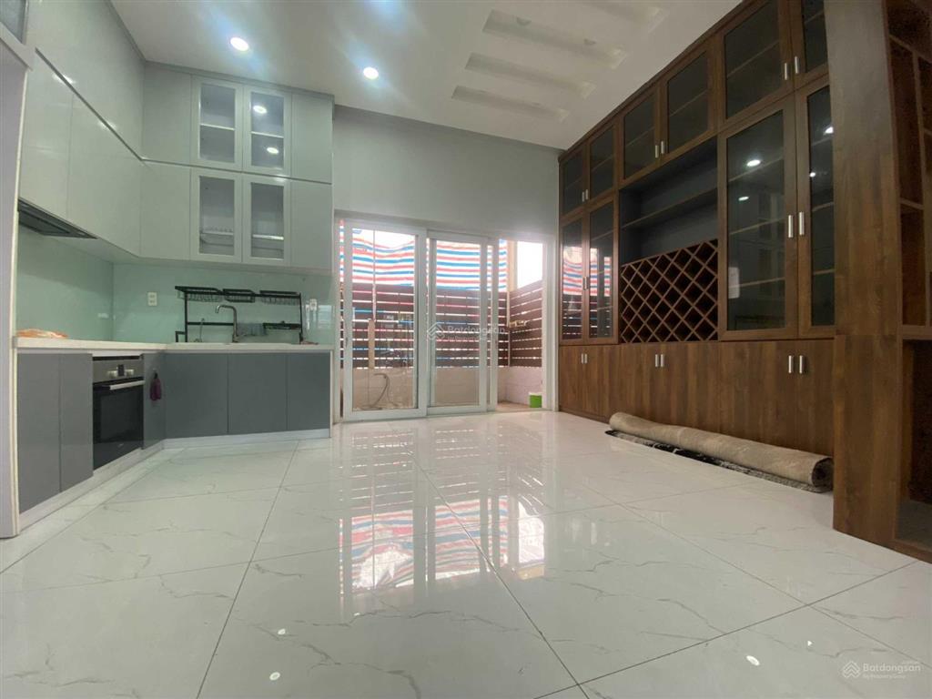 Hvl cần bán nhà phố hoàn thiện đẹp khu riovista, phước long b, quận 9