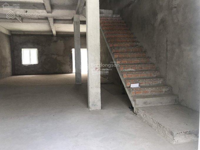 Bán nhà phố rio vista gần công viên