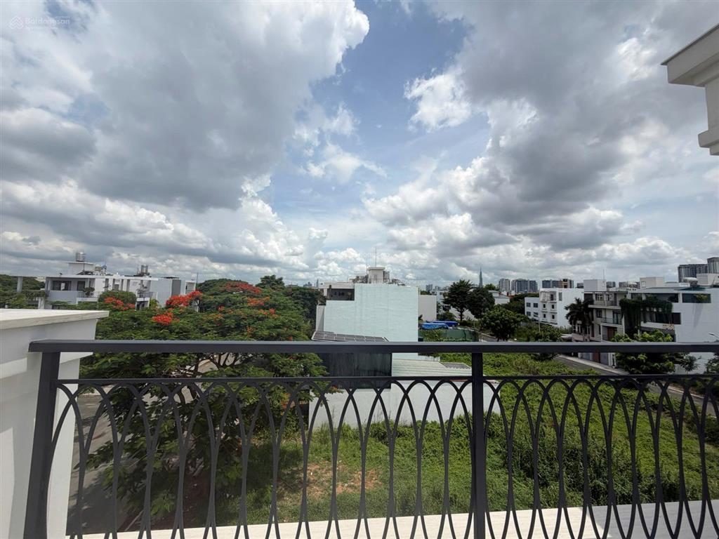 Cho thuê biệt thự góc 2 mt mới 100% villa thủ thiêm, thạnh mỹ lợi q2