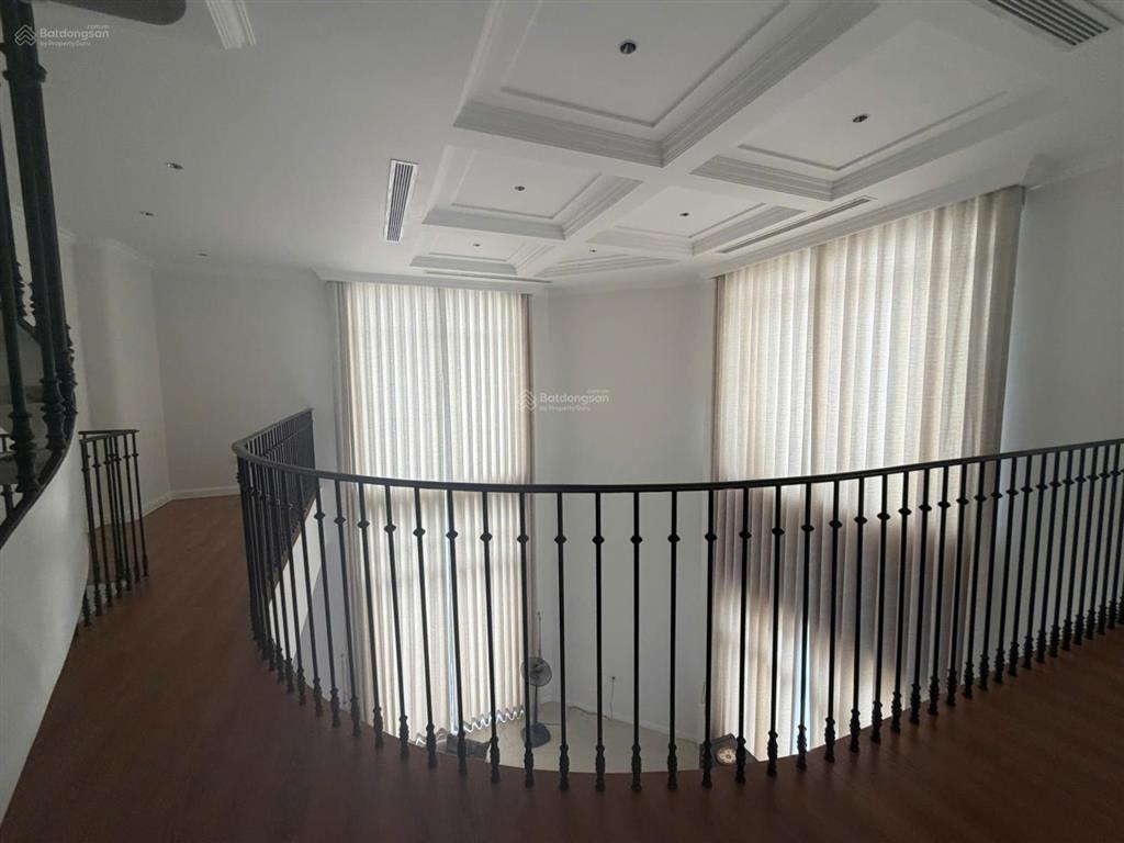 Cho thuê biệt thự góc 2 mt mới 100% villa thủ thiêm, thạnh mỹ lợi q2