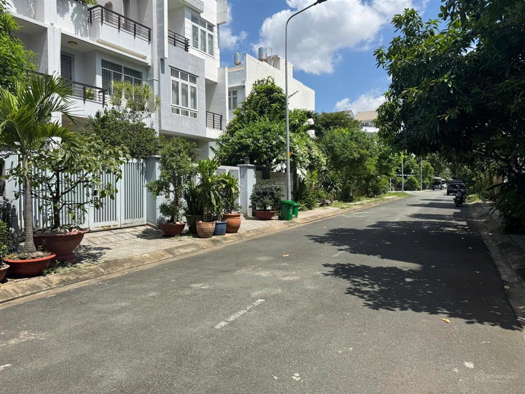 Bán nền nhà phố 137.9m2 kdc gia hòa, đỗ xuân hợp quận 9 giá 13 tỷ