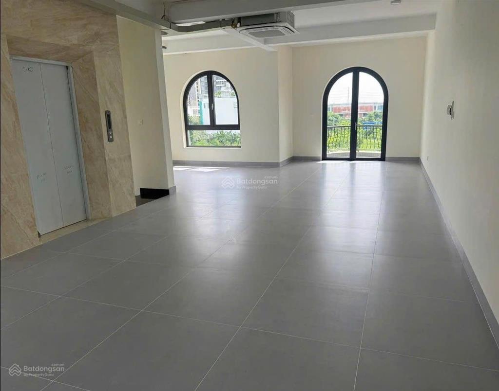 Bds hvl cho thuê villa văn phòng 2 mặt tiền khu trung tâm hành chính quận 2, phường thạnh mỹ lợi