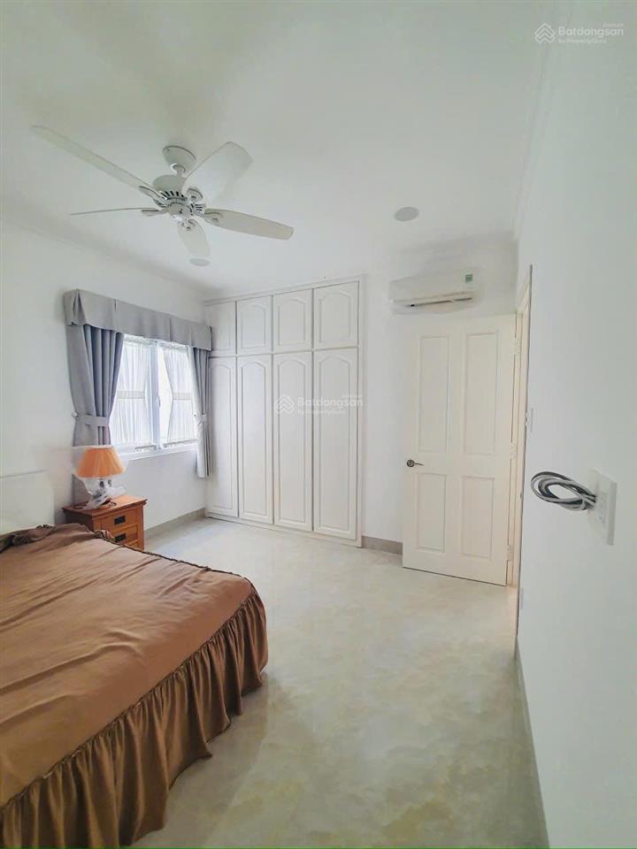 Cho thuê biệt thự full nt đẹp kdc melosa khang điền giá 30tr/th