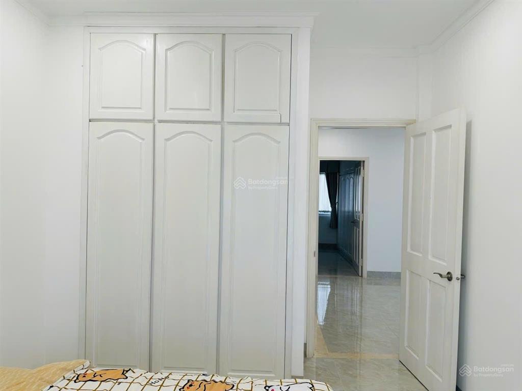 Cho thuê biệt thự full nt đẹp kdc melosa khang điền giá 30tr/th