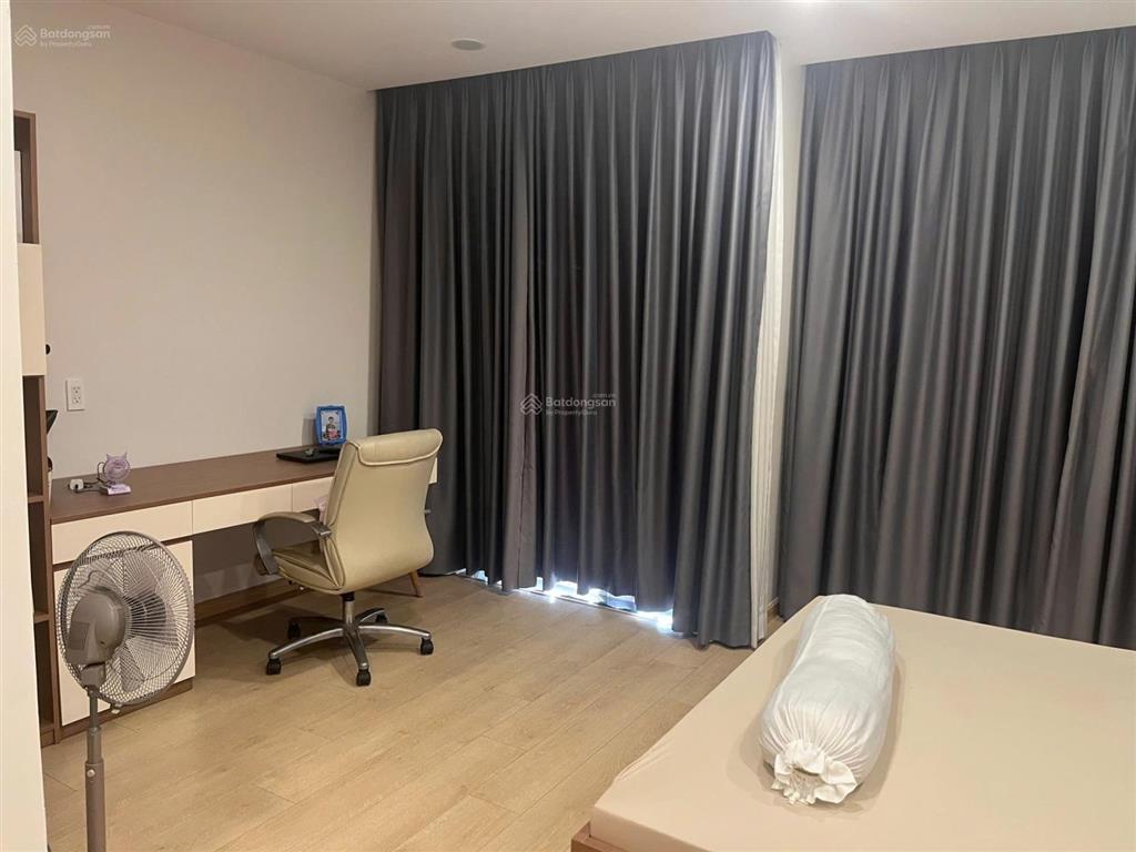 Hvl nc cho thuê nhà phố 140m2 hoàn thiện cơ bản kdc riovista, đỗ xuân hợp q9