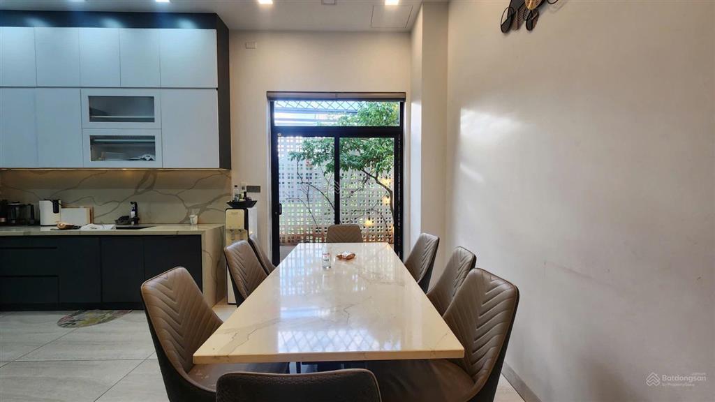 Cho thuê nhà phố compound full nội thất liên phường, giá 20tr/th