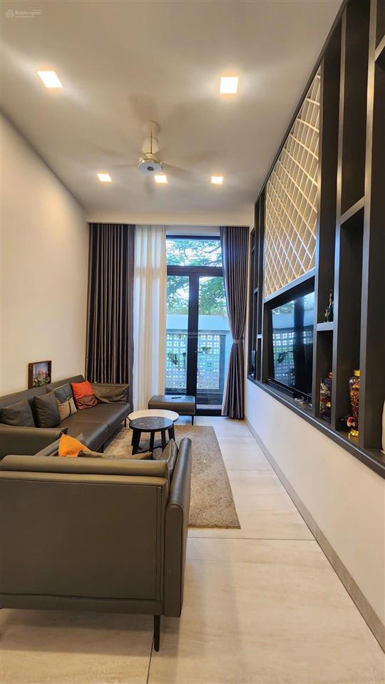 Cho thuê nhà phố compound full nội thất liên phường, giá 20tr/th