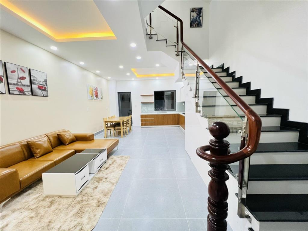 Hvl nc  cho thuê nhà phố 2 lầu river park liên phường nt đẹp