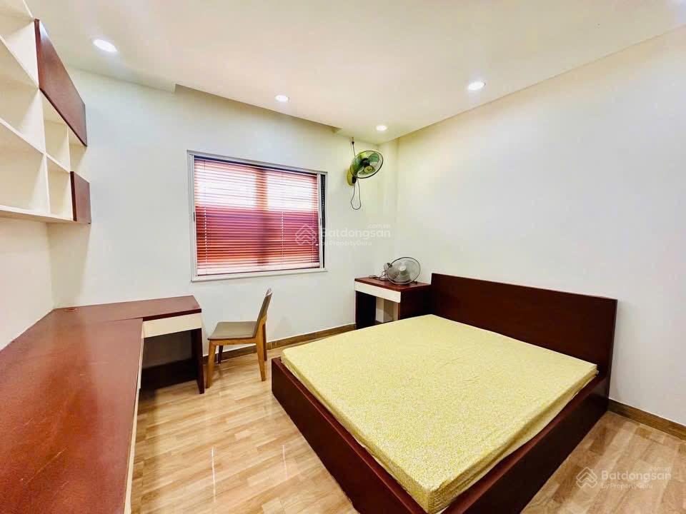 Giá tốt, nhà hoàn thiện, có nội thất, mega village khang điền, p. phú hữu, quận 9