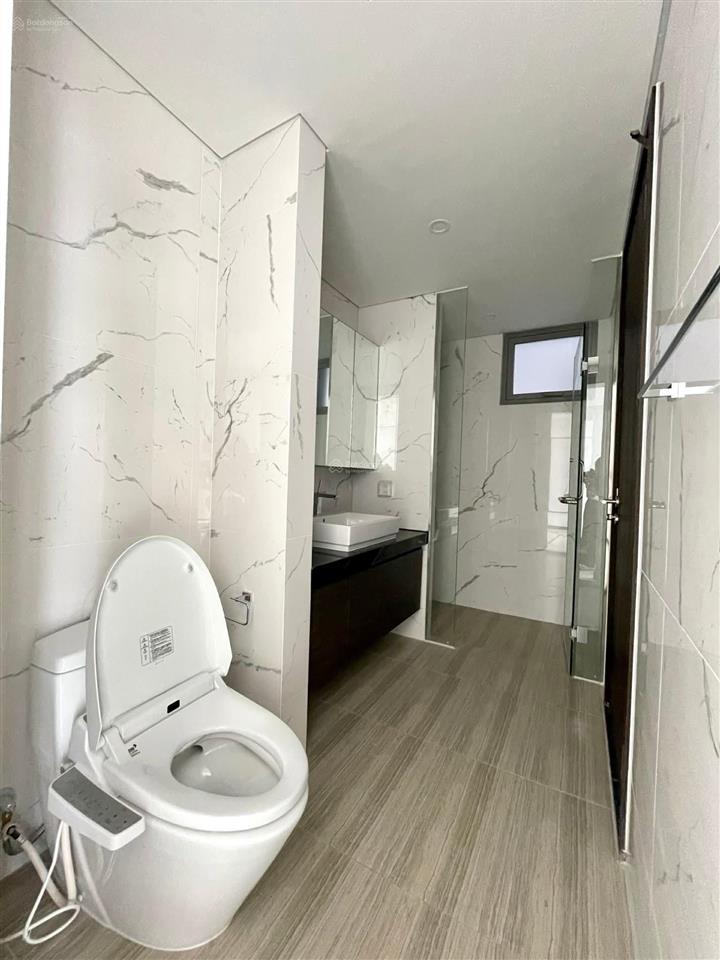Cho thuê căn hộ empire city 1pn 21tr5 view pháo hoa