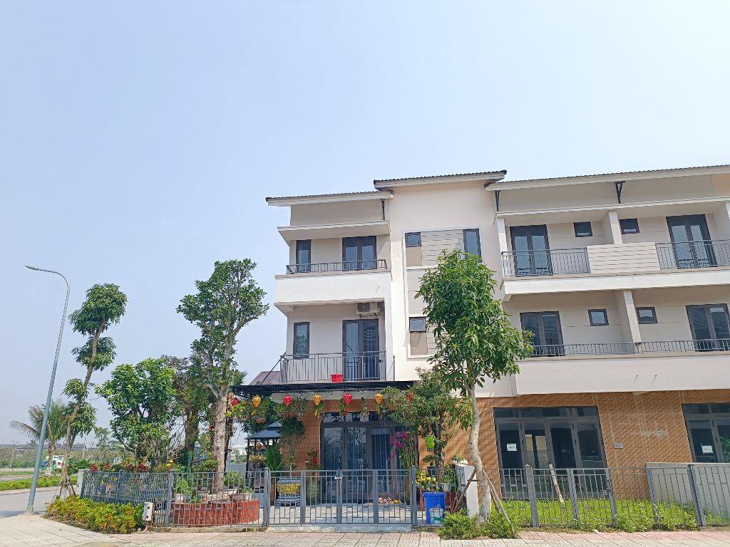 Mua ngay kẻo bỏ lỡ duy nhất 1 căn nhà phố 3 tầng 120m2 giá 60tr/m2