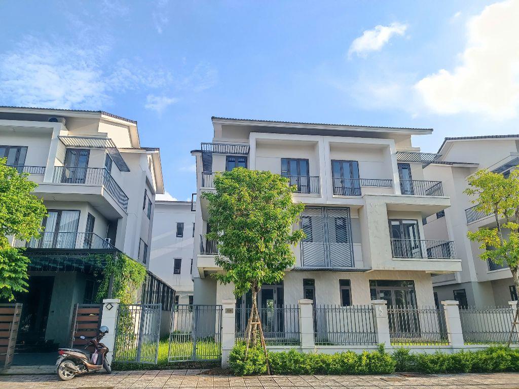 Chỉ vì đam mê giảm nhanh 2 tỷ biệt thự Centa Riverside Từ Sơn