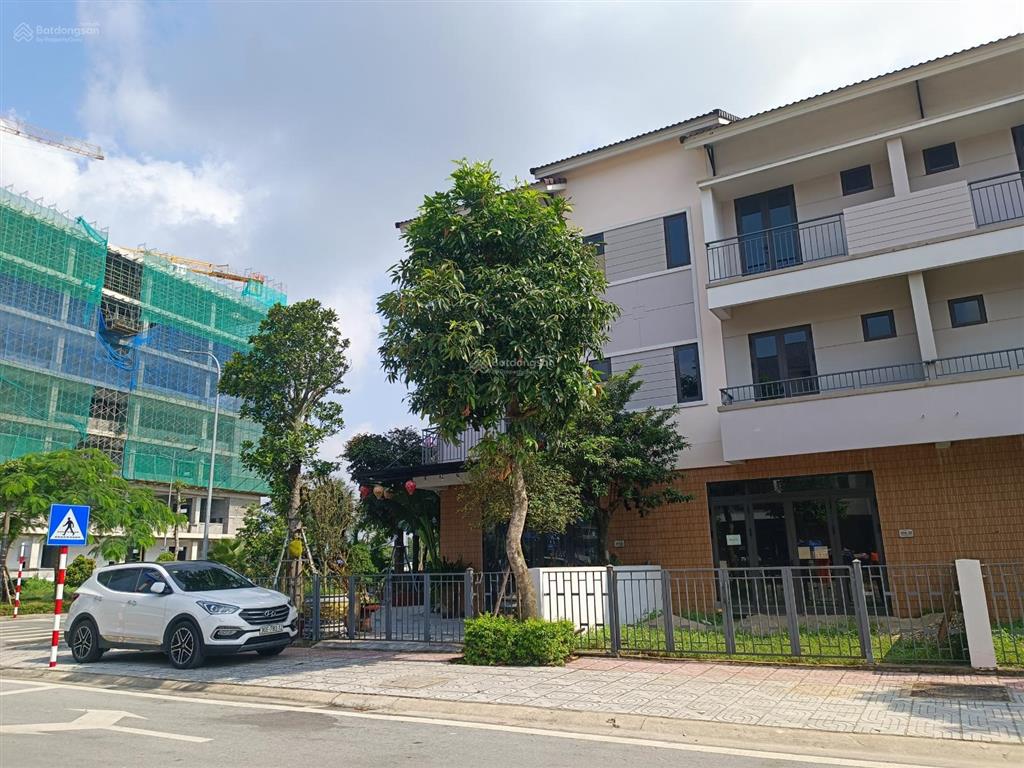 Hiếm có 1 căn ngoại giao 170m2 giá đáy thị trường