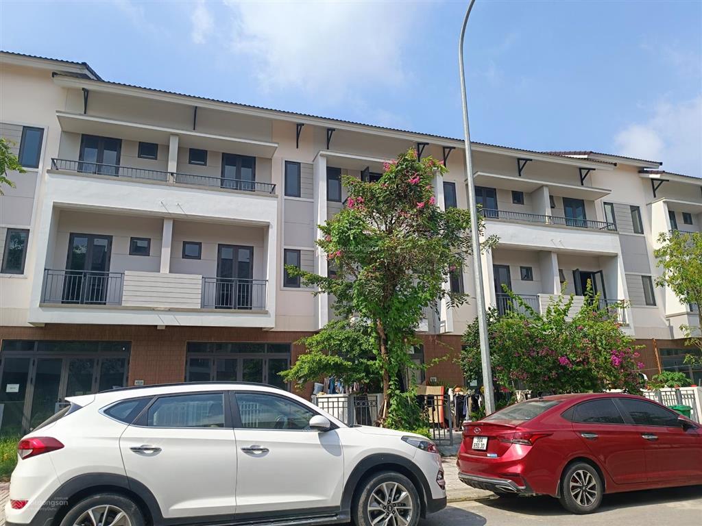 Hiếm có 1 căn liền kề 120m2, giá 66,25tr/m2 khu centa riverside