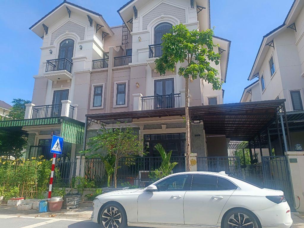 Giảm mạnh 500tr căn btsl 135m2 Centa City kdt Vsip Bắc Ninh