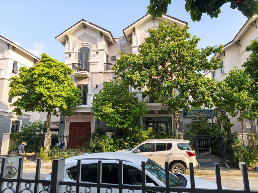 Giảm mạnh 500tr căn btsl 135m2 Centa City