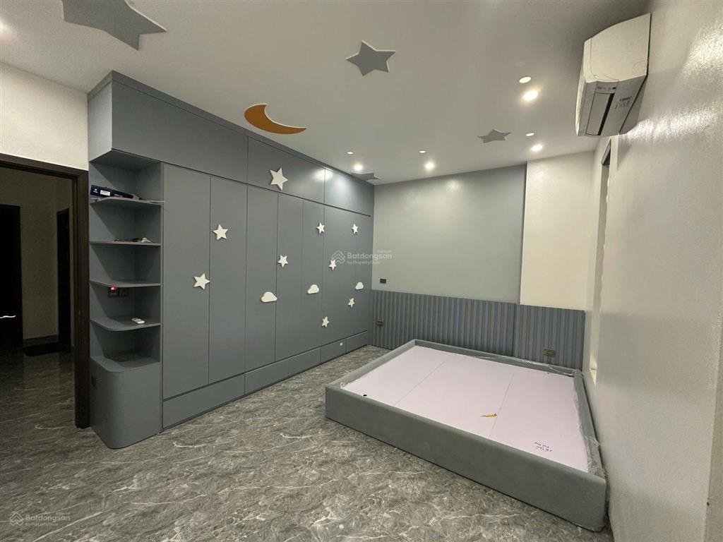 Hiếm có 1 căn nhà phố 3 tầng 90m2 khu centa city, nhà hoàn thiện, giá rẻ như lô thường