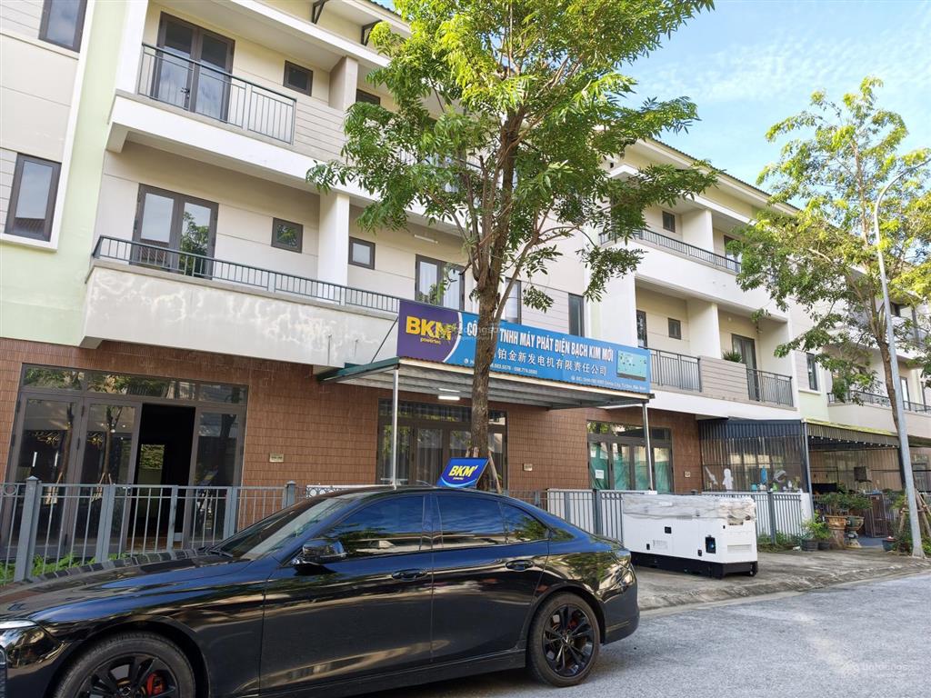 Nhà phố 3 tầng 90m2 centa city đã hoàn thiện giá rẻ như căn thô