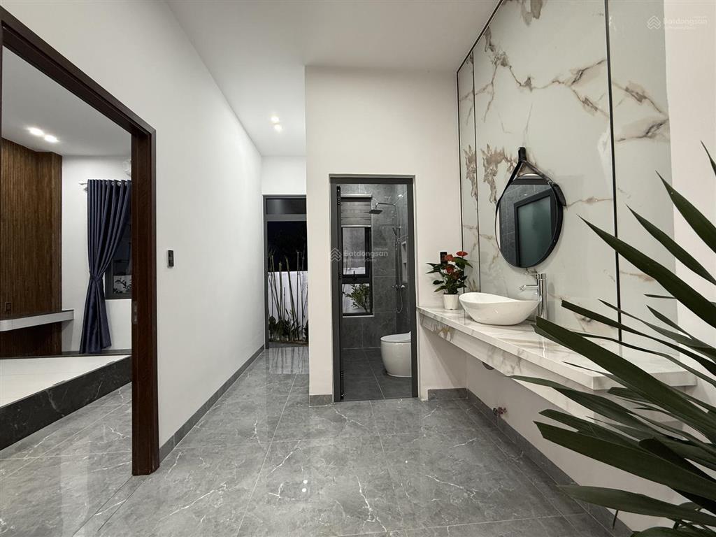 Biệt thự nhà vườn gần biển nha trang full nội thất hiện đại 1 trệt 1 lầu 1 tum