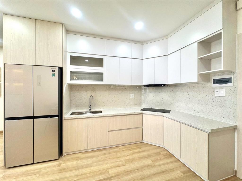 Chính chủ cần bán căn hộ mường thanh viễn triều view chính biển.