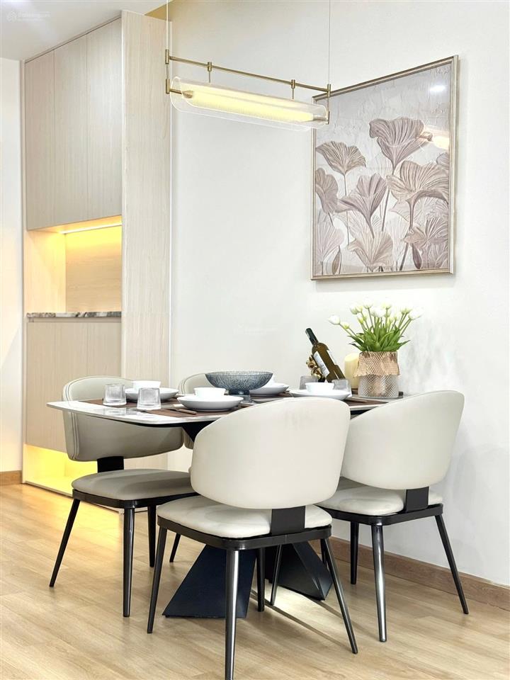 Chính chủ cần bán căn hộ mường thanh viễn triều view chính biển.