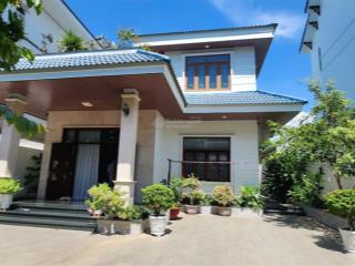 Bán biệt thự nhà vườn trung tâm nha trang đối diện công viên rộng lớn