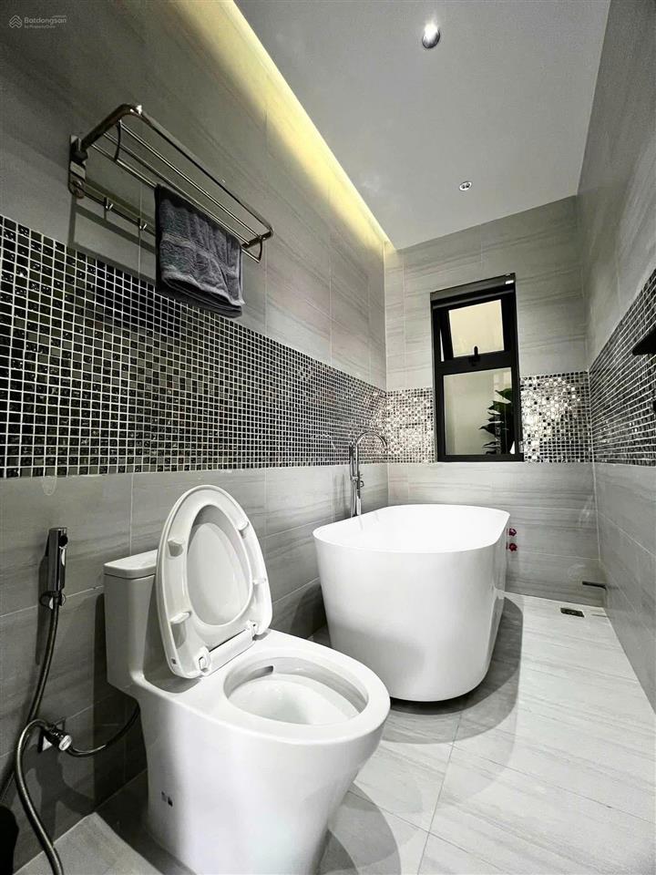 Bán nhà mỹ gia gói 5 thái hưng, đang khai thác homestay, có dòng tiền ngay