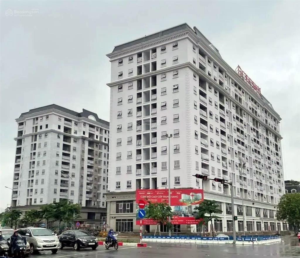 Bán căn 2 ngủ 2 wc chung cư hausman 0985 999 ***