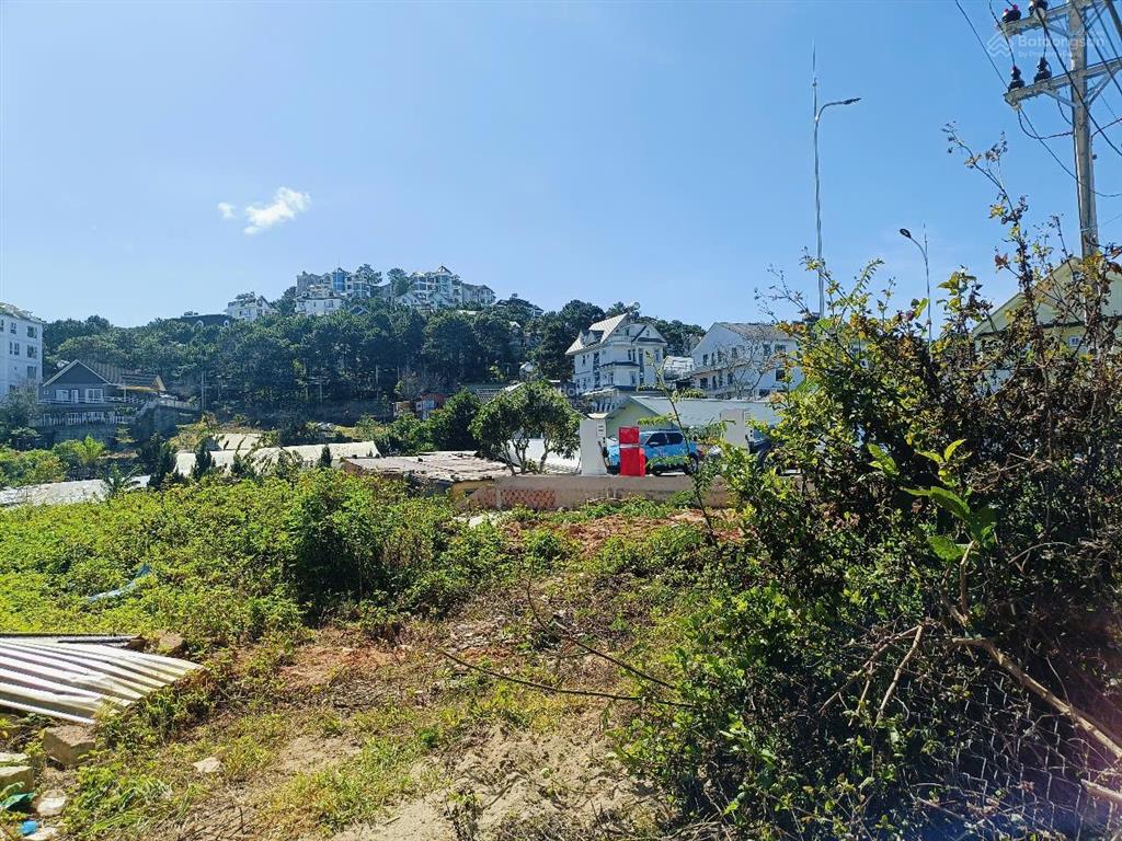 Đất nền biệt thự dt 250m2 đường nam hồ, đường ô tô, view đẹp, giá rẻ nhất khu vực 5 tỷ