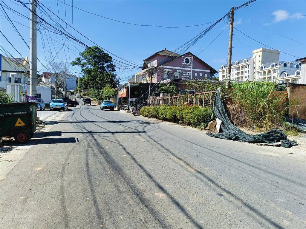 Đất nền biệt thự dt 250m2 đường nam hồ, đường ô tô, view đẹp, giá rẻ nhất khu vực 5 tỷ