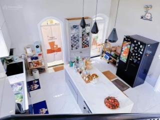 Biệt thự đường cô giang, đà lạt. dt 200m2 3 lầu 6pn, view đẹp, đường ô tô. giá 16 tỷ