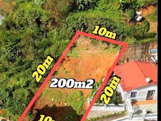 Đất biệt thự đường khe sanh, diện tích 200m2 srxd, view rừng thông đẹp. đường ô tô. giá 6.8 tỷ
