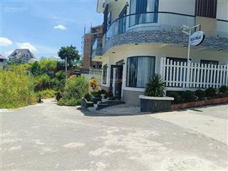 Hàng ngộp. đất biệt thự đường trịnh hoài đức, dt 215m2 full xây dựng, view đẹp, đường ô tô
