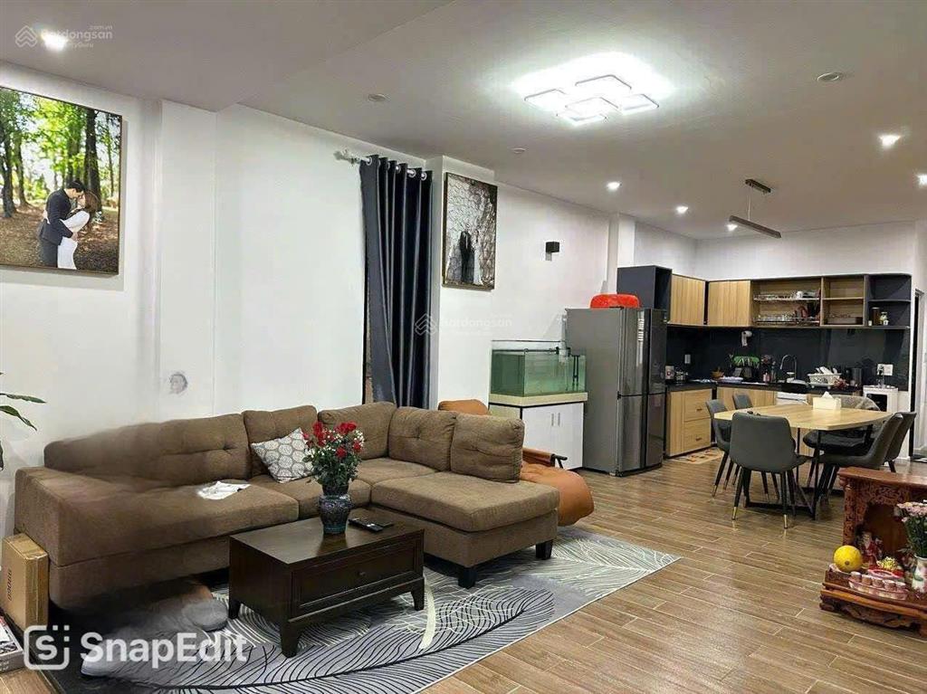 Nhà sổ riêng xây dựng, đường ô tô. dt 80m2, 3 lầu 3 pn. phường 9, tp đà lạt. giá 6 tỷ