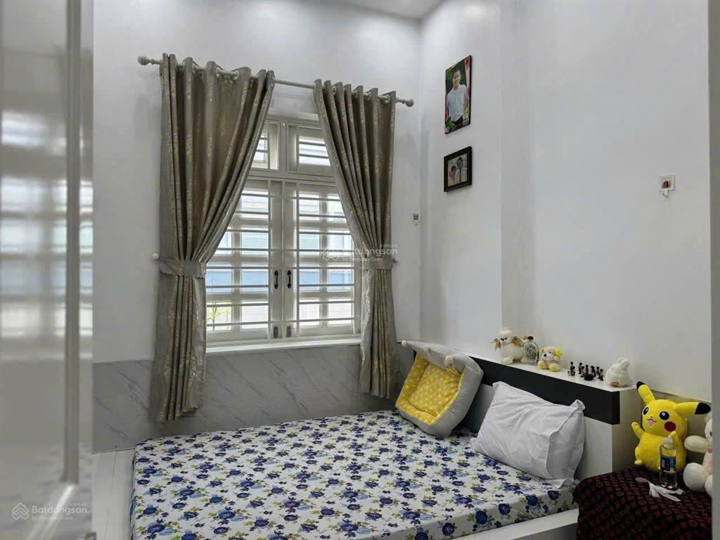 Biệt thự đường cô giang, tp đà lạt. dt 235m2, 1 trệt, 4pn. cách hxh 1km, đường ô tô. giá 11 tỷ